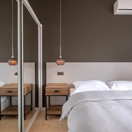 Stylish Gem 2br With Ac