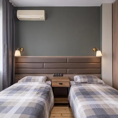 Stylish Gem 2br With Ac Apartamento